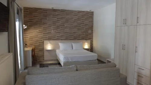 Elata Apartments