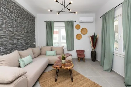 Iliana & Sarra Apartment 2