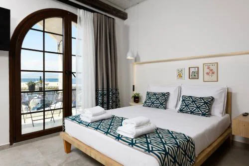 Sea View Center 2