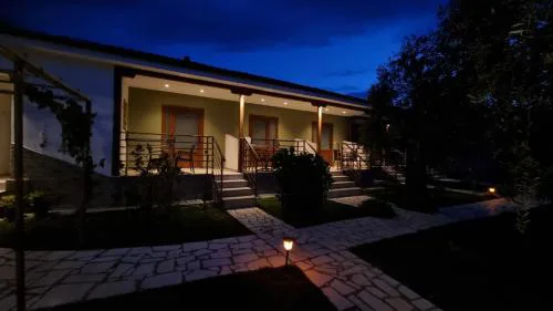 Villa Alexandra studios