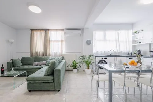 Renovated Modern Home with Parking in Heraklion