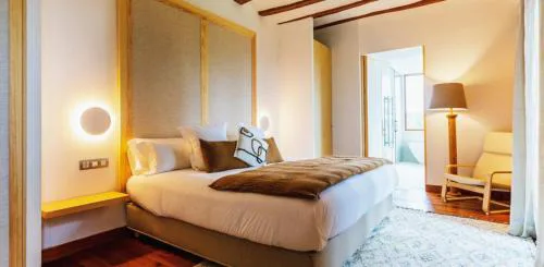 Cycladic Center Economy Rooms