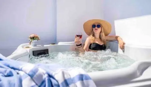 Luxury Vacation Villa Irene with private juccuzi