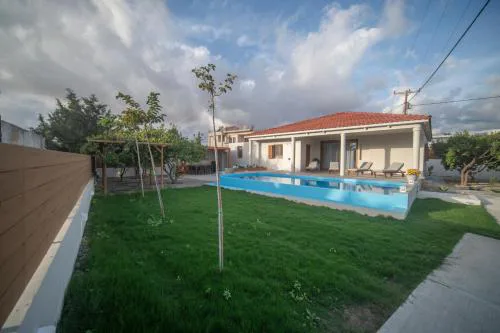 Avli Guest House
