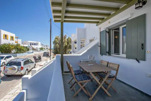 Cozy House in Tinos