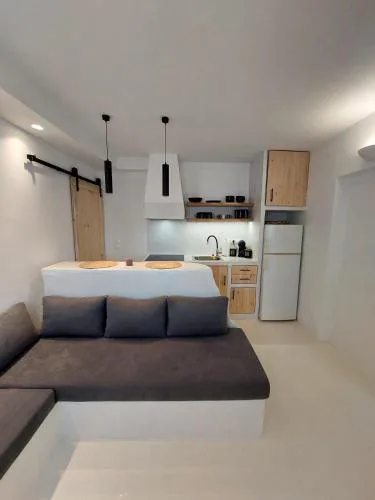 Josephine's place B
