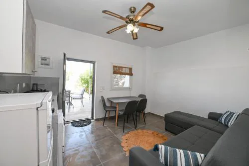 kleris apartment 11