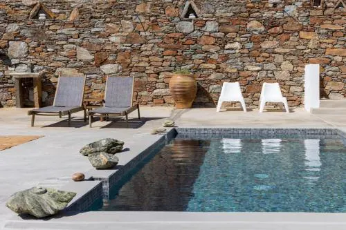 Οrmos seaside villa A with private pool