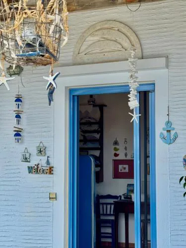 Aloni House