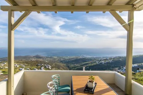 Apopsis Tinos View
