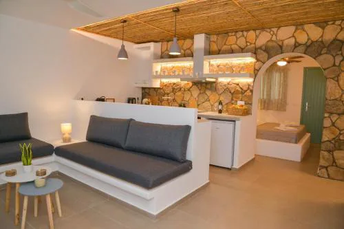 Mylopetra Milos Suites