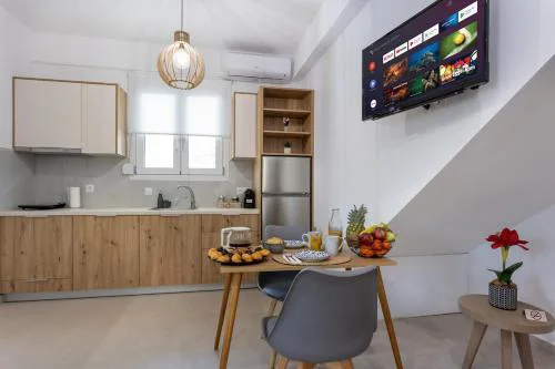 Avra 2 modern aprt by the sea