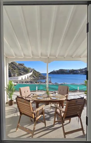 Seaside Haven in Vari