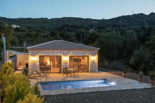 David's Villas - Private Pool & Scenic Surroundings, by ZanteWize