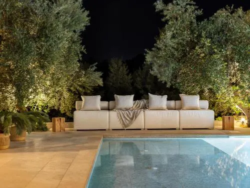 The White Luxury Villa - Private Seaview Villa with Pool by Villa Mana Gers