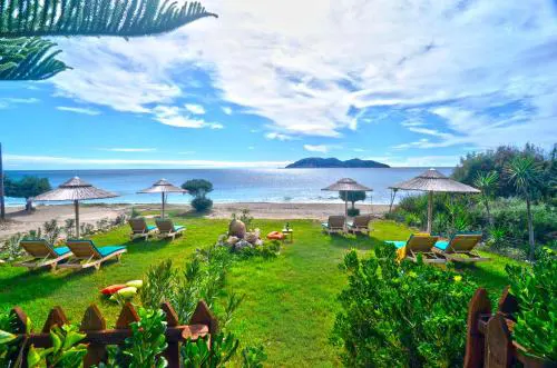 Villa Andriana & Villa Elena - Beachfront Pool Villas