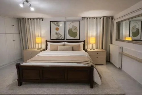 Spacius Garden flat ,1km from the beach , Sleeps 5 ,by likeyourhome