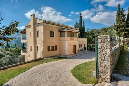 Mansion on the Hill CFU