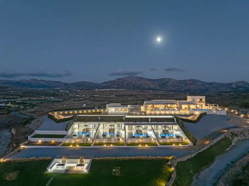 La Grande Vue-Private hilltop villas with private pools