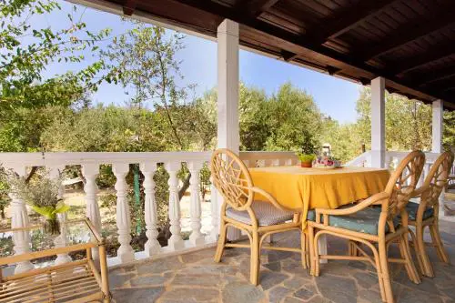 Areti Orfeas Apartment 5