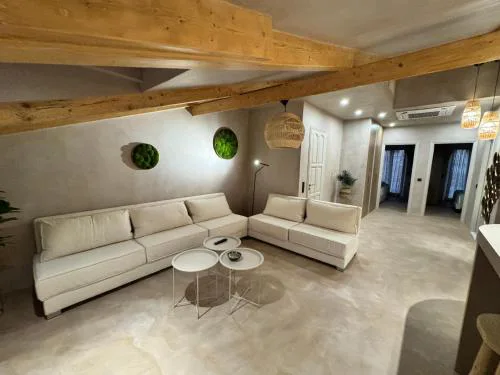 Bosi Suites