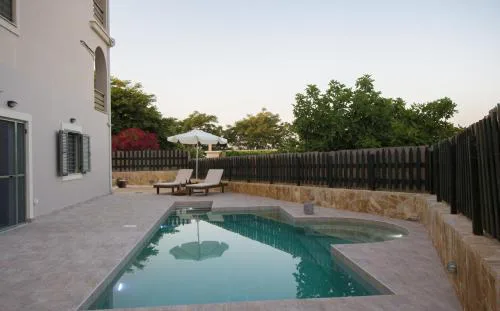 Golden Coast Boutique Villa