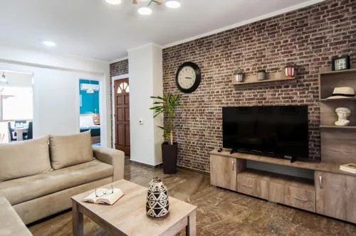 Magnolia Chic Apartment