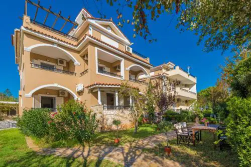 Mavra Elegant Apartments