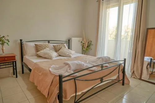 Morfis Getaway Apartment