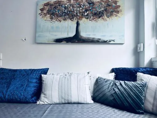 Nona's Central House 1bd with a Garden In the City Center By Villa Mana Gers