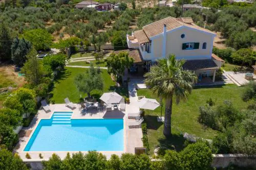 Villa Alkis - Spacious Pool Retreat
