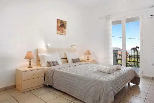 Yiannis Studio 5
