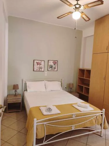 Plateia House
