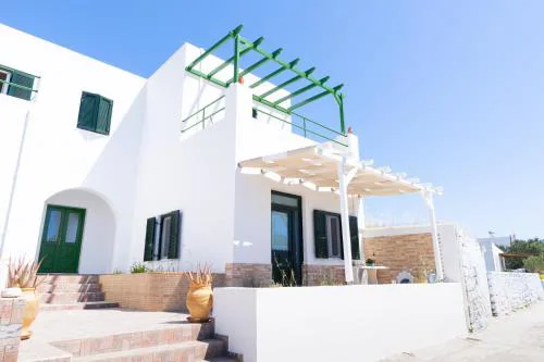 Charming Traditional Cycladic Studio in Zefyria