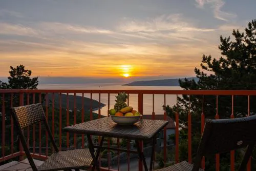 Luxury Seaview Apartment