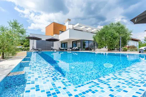 Villa Pedena in Sveta Katarina - Haus für 8-10 Personen