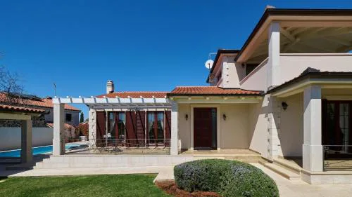 Villa Bellissima by Villas Holiday