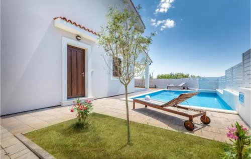 2 Bedroom Nice Home In Betiga