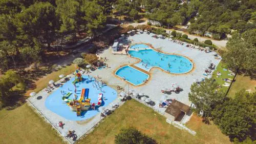 Camping Bi-Village - Roan