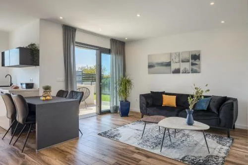 Erdgeschosswohnung Moonlight Mit Terrasse