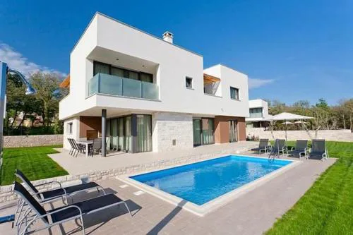 Designvilla Mit Dachterrasse Und Panoramablick