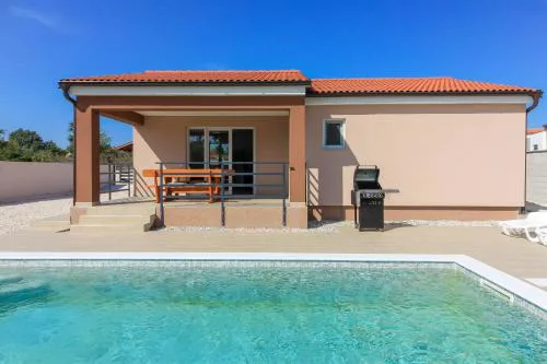 New beautiful villa with private pool in Istria