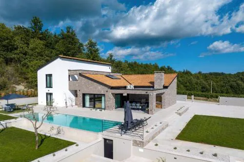 Villa Angelina by Villsy