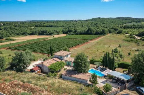 Le Chateau B&B