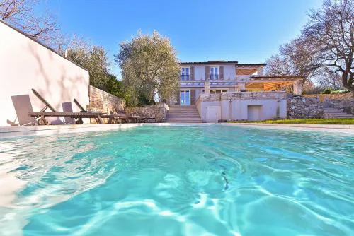 Villa Rakovci 2303