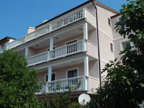 Apartments Vilanija