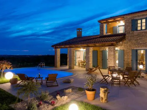 Holiday Home Villa Figlica by Interhome