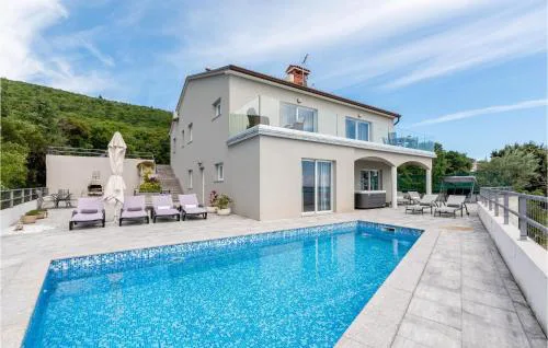 Villa Dream View