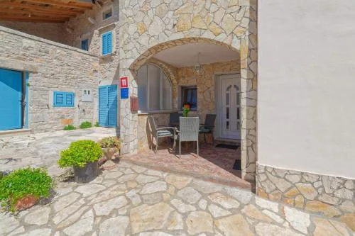 Apartment Ana-Rapavel