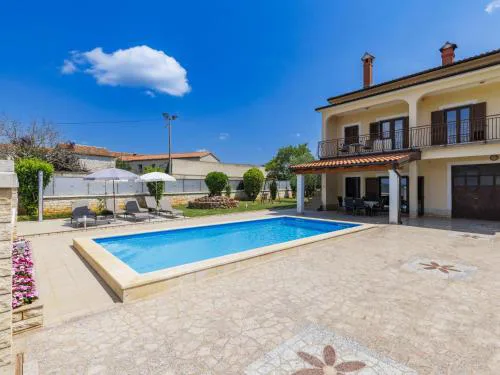 Holiday Home Kristina by Interhome